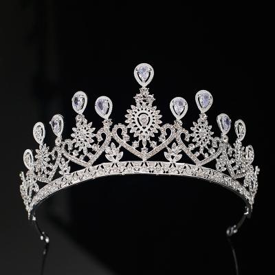 China Alloy Fashion Women Jewelry Bridal Crystal Crown Rhinestone Tiara Wedding Party Tiaras for sale