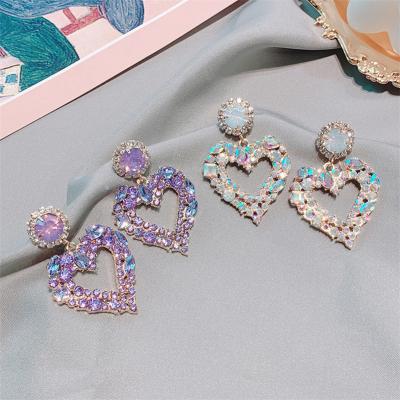 China Trendy Korean Fashion Jewelry Earring Fashion Gold Heart Rainbow Rainbow Stud Earrings Big For Women for sale