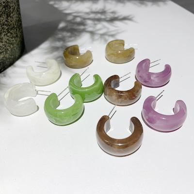 China Fashion Semicircle Colorful Resin Circle Retro Open Earrings C Shaped Geometric Acrylic Resin Earrings for sale