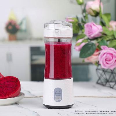 China USB Rechargeable Electric Fruit 2022 Portable Juicer Cup Smoothie Blender 380ml for Sports Travel Office for sale