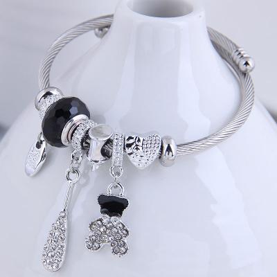 China CLASSIC Handmade Beaded Full Diamond Love Bear Crystal Bracelet For Women for sale