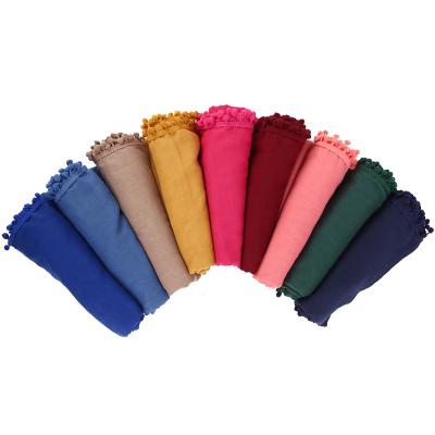 China Europe Style Women's Muslim Cotton Scarf Sunscreen Tourism Beach Ethnic Shawl Towel Canvas Ethnic Shawl for sale