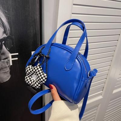 China 2022 New Fashion Style Spring and Summer Women's Mini Single Shoulder Bags Retro Ladies Handle Bags for sale