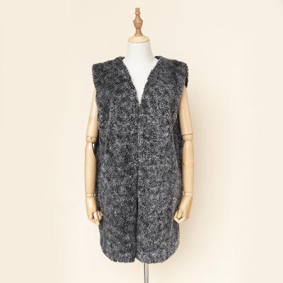 China Fashion Big Lapel Breathable Pocket Wholesale V-neck Sleeveless Faux Sheepskin Vest Women Keep Warm In Winter for sale