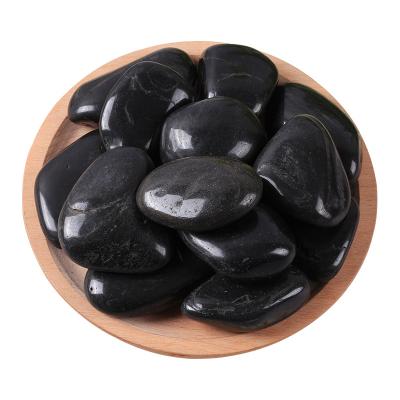 China Modern Chinese Factory Supply Cheap Black Polished Pebble Works Paving Stone Landscape For Sale for sale