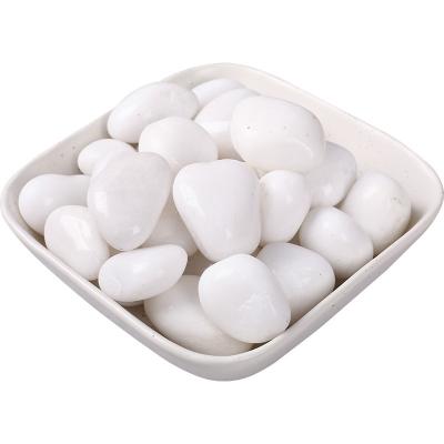 China Modern Good Quality White Stone For Decoration High Polished Walkway Pebble for sale