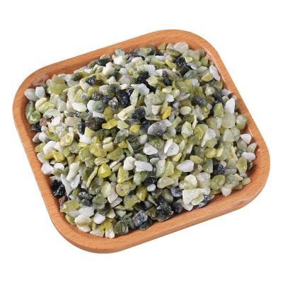 China Modern Green Gravel Pebble Stone For Decoration Garden And Make Terrazzo for sale