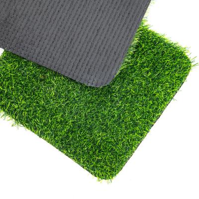 China UV Resistant Common Price Artificial Grass With Drainage Outdoor Landscaping Playground Garden Fencing Artificial Grass Wall for sale