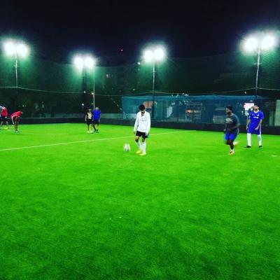 China Football Field CE Approved 30mm Non Infill Football Futsal Football Artificial Grass for sale