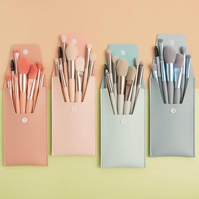 China 8Pcs Soft Dense Professional Colorful Green Customized Blending Makeup Brushes for sale