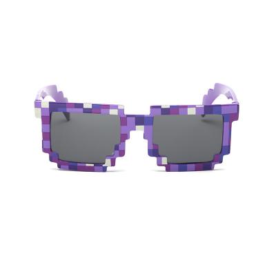 China Fashion Sunglasses Pixel Thug Life Gamer Geek Glasses Nerd Visual Gamer Checked Pixel Sunglasses for sale