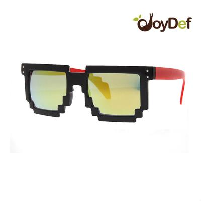 China Large Digital Pixelated Pixelated Glasses MenVintage Women Plaid Frame Pixel Mosaic Party Glasses Sun Glasses 8 Bit Pixel Sun Glasses Shape Mosaic Sun Glasses for sale