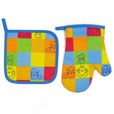 China Non-slip BBQ Silicone Oven Gloves And Pot Holder Printed Set For Indoor for sale