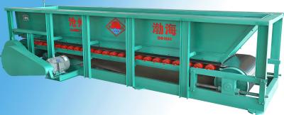 China Green Raw Material Feeding Box Feeder Brick Making Machine for sale