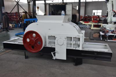 China Powerful Durable 150 M³/H Double Roll Crusher Machine for sale