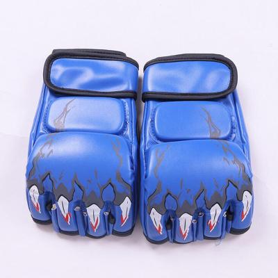 China Muttahida Majlis-e-Amal Adult Sanda Muay Thai Boxing Gloves Safety Half Finger Gloves for sale