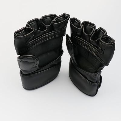 China Safety Muttahida Majlis-e-Amal Gloves Attacking Training Boxing Sandbag Cage Training Martial Arts Gloves for sale