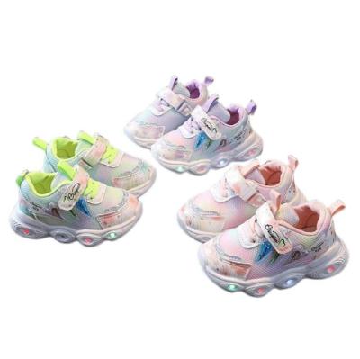 China Around 2022 Fashion Chid New Children's Shoes Baby Girls Boys Girls Shoe Cartoon Cute Soft Unique Pink LED Light Comfortable Running Breathable Shoes for sale