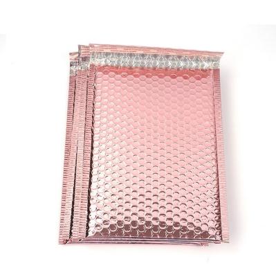 China Strong Adhesive Black Express Mail Bubble Wrap Kraft Paper Bubble Wrap Metallic Paper Bag for sale