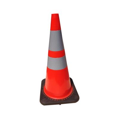 China Flexible Traffic Cone PVC Road Traffic Cone 70cm PVC 3.2kg Traffic Road Cone for sale