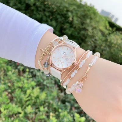 China Non-Specific Wholesale Alloy Wristwatch Strap 6 Pcs Set Classic Women Quartz Wristwatches For Ladies for sale