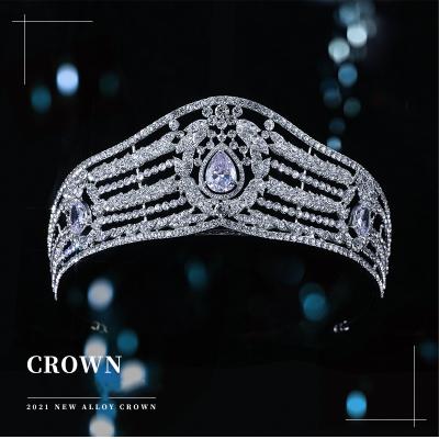 China Luxury Queen Crystal Molding Princess Crown Girls Tiaras Crowns Shiny Bridal Hair Accessories Head Decration Crown Tiaras for sale