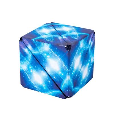 China Magnetic Geometric Professional Creative Geometry Deformation Cube Functional Magic Cube Box for sale