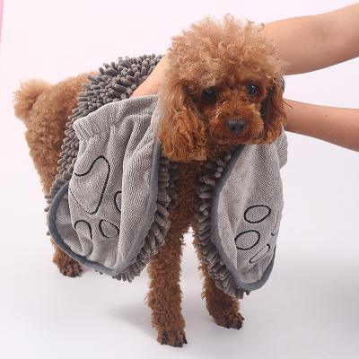 China Sustainable Exquisite Coral Design Embroidery Dog Chenille Paw Pattern Dog Quick-drying Suction Towel Bath With Pocket for sale