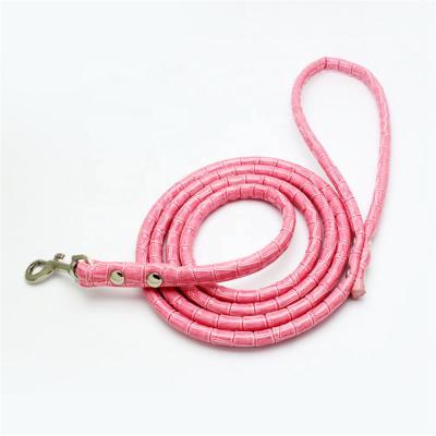 China 2022 Viable Popular New Arrival Crocodile Texture PU Dog Leash Simple Design Simple Design Dog Rope Outdoor Dog Rope Leash Viable for sale