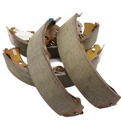 China Car Brake System Others Auto Brake System Brake Shoes Front 04495-0K120 For 2005-2015 T0Y0TA Fortuner H! LUX 4WD for sale