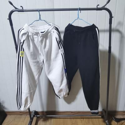 China Trendy Used Clothing Sale Cotton Sport Wear Blend Jogging Top And Pants Used Clothes Second Hand for sale