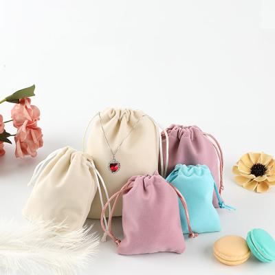 China Small recyclable 9x7 cm velvet jewelry bag for sale