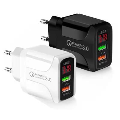 China UniversalÂ   QC3 Digital Display Charger Smart Phone Charging 2USB Fast Charger 5.1a for sale