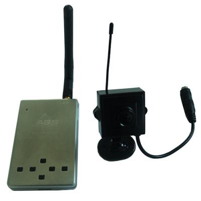 China Security 2.4 GHz Wireless Transmission Camera With Quad-split Screen for sale