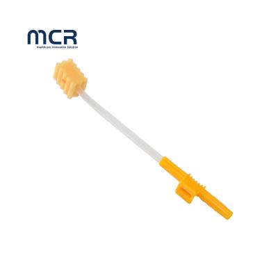 China Disposable Oral Cleaning Foam Swab Suction Toothbrush Hot Sale en venta