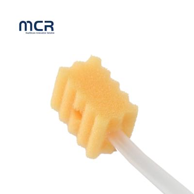 Chine Medical Sponge Suction Toothbrush For Oral Cavity Cleaning à vendre