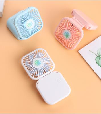 China Mini Fan Large Capacity Battery Portable Air Conditioner Portable Folding Fan for sale