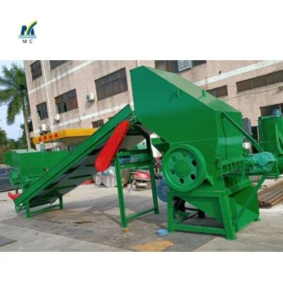 China Solid Knife Roller Hard Plastic Iron Plastic Hammer Crusher Waste Film Crushing Machine for sale