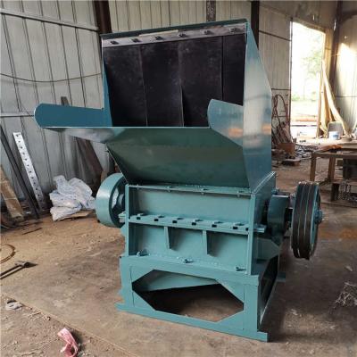 China Roller Culling Principle Heavy Hammer Crusher Metal Crusher Machine for E Waste Recycling for sale