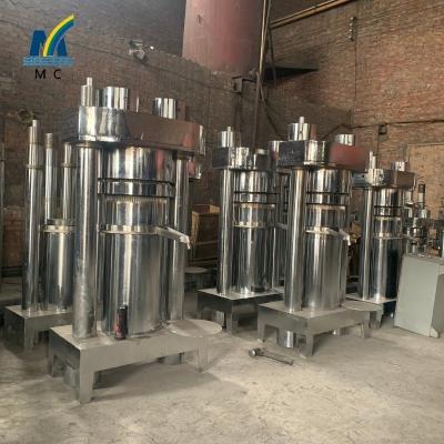 China Small Scale Edible Oil Refining Machine Crude Oil Refinery Machine for Oil Production for sale