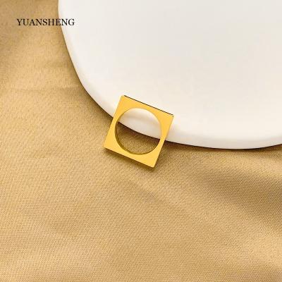 China Minimalist 2022 Trendy Wedding Ring In Or Good Stainless Steel Jewelry Rings 18k Gold Women for sale