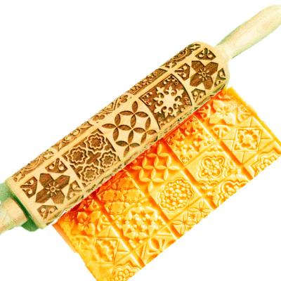 China Customized Engraved Embossing Wooden Rolling Pin Kitchen Decor Tools Rolling Pin For Baking Embossed Cookies for sale