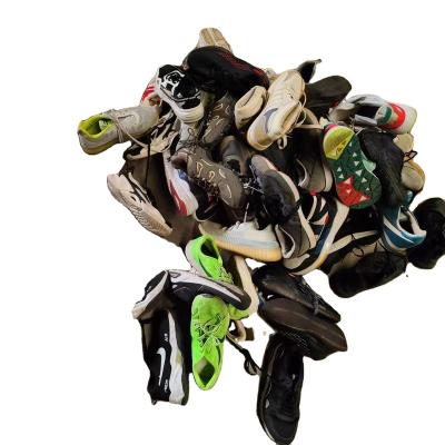 China Used mixed shoes branded used sports shoes mixed balls for sale 20KG for sale