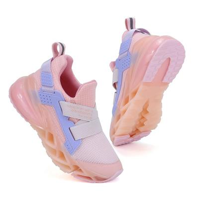 China Running Lightweight Breathable Sports Kids Sneakers Boys Girls Tennis Walking Shoes Sports10001 for sale