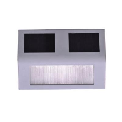 China Hot-selling Outdoor Garden /Garden Plant White Stainless Solar Led Step Light for sale