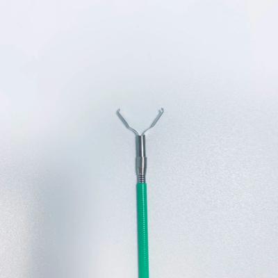 China Flexible Rotatable Disposable Hemoclip Endoscopy 9mm 12mm 15mm for sale