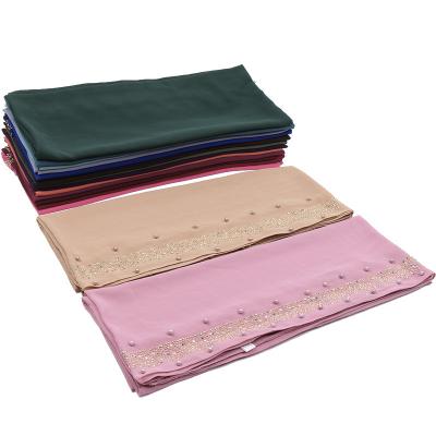 China Newest Hot Sale Women's Fashion Scarf Muslim Chiffon Drill Blanket Scarf Solid Color Scarf Newest Fashion Chiffon Pearl Nail Scarf From China for sale