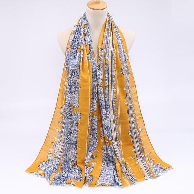 China Newest Newest Scarf Wool Fringed Cotton Canvas Discoloration Shawl Tassel Two Exotic Hot Selling Color Splicing Printed Scarf for sale