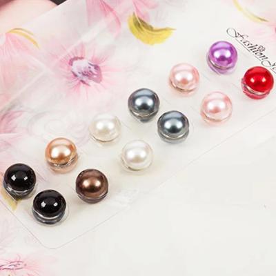 China Factory Direct Sales Crystal Diamond Glass Brooch Muslim Scarf Accessories Button Cover Religious Magnetic Scarf Magnetic Totem Button for sale