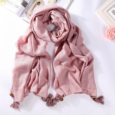 China 2018 Korean new all-match stripe cotton plaid scarf dark double long ladies knitting fringed shawl two wooden beads for sale